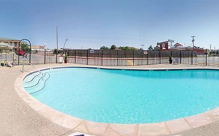 Red Roof Inn Arlington - Entertainment District Kültér fotó