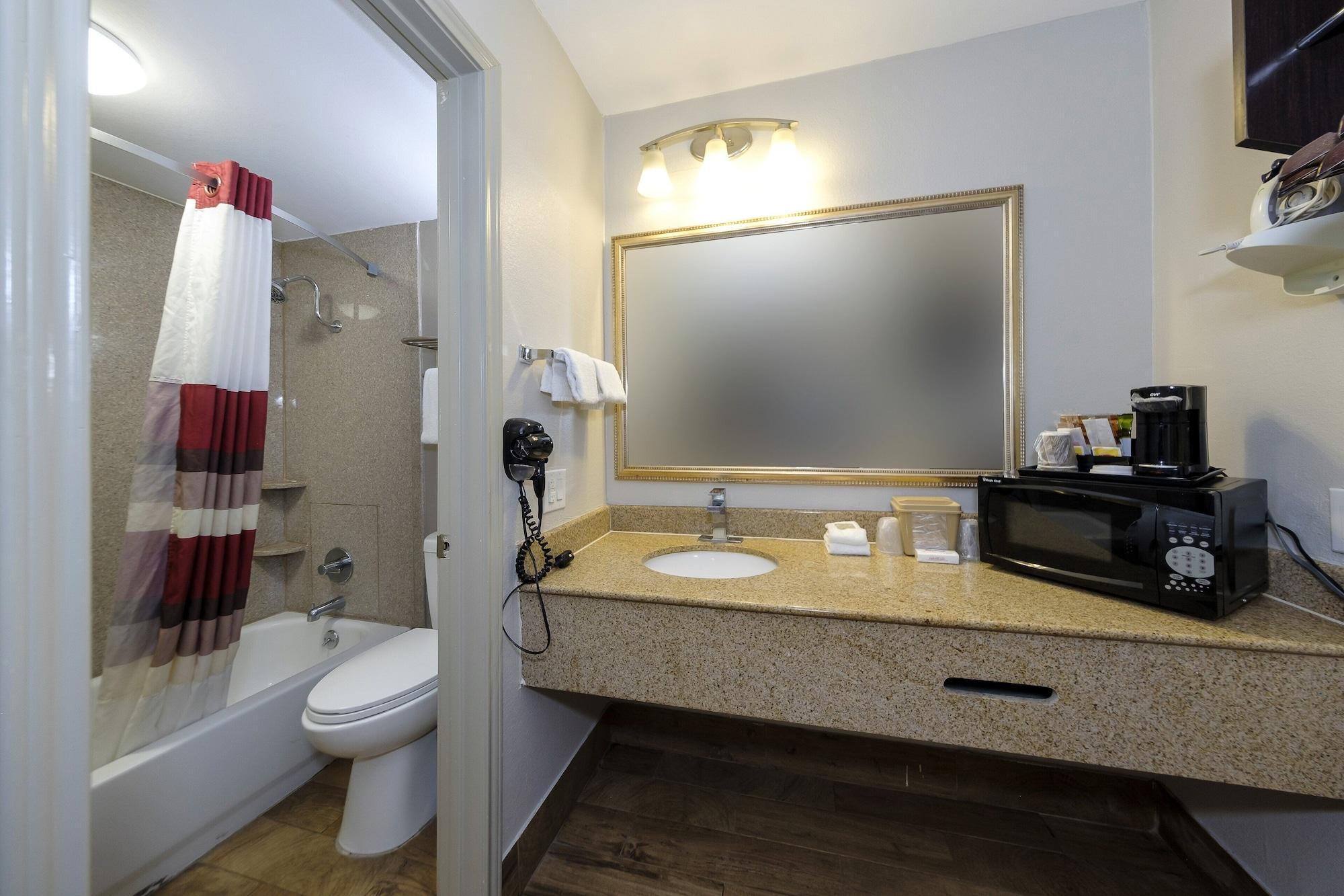 Red Roof Inn Arlington - Entertainment District Kültér fotó
