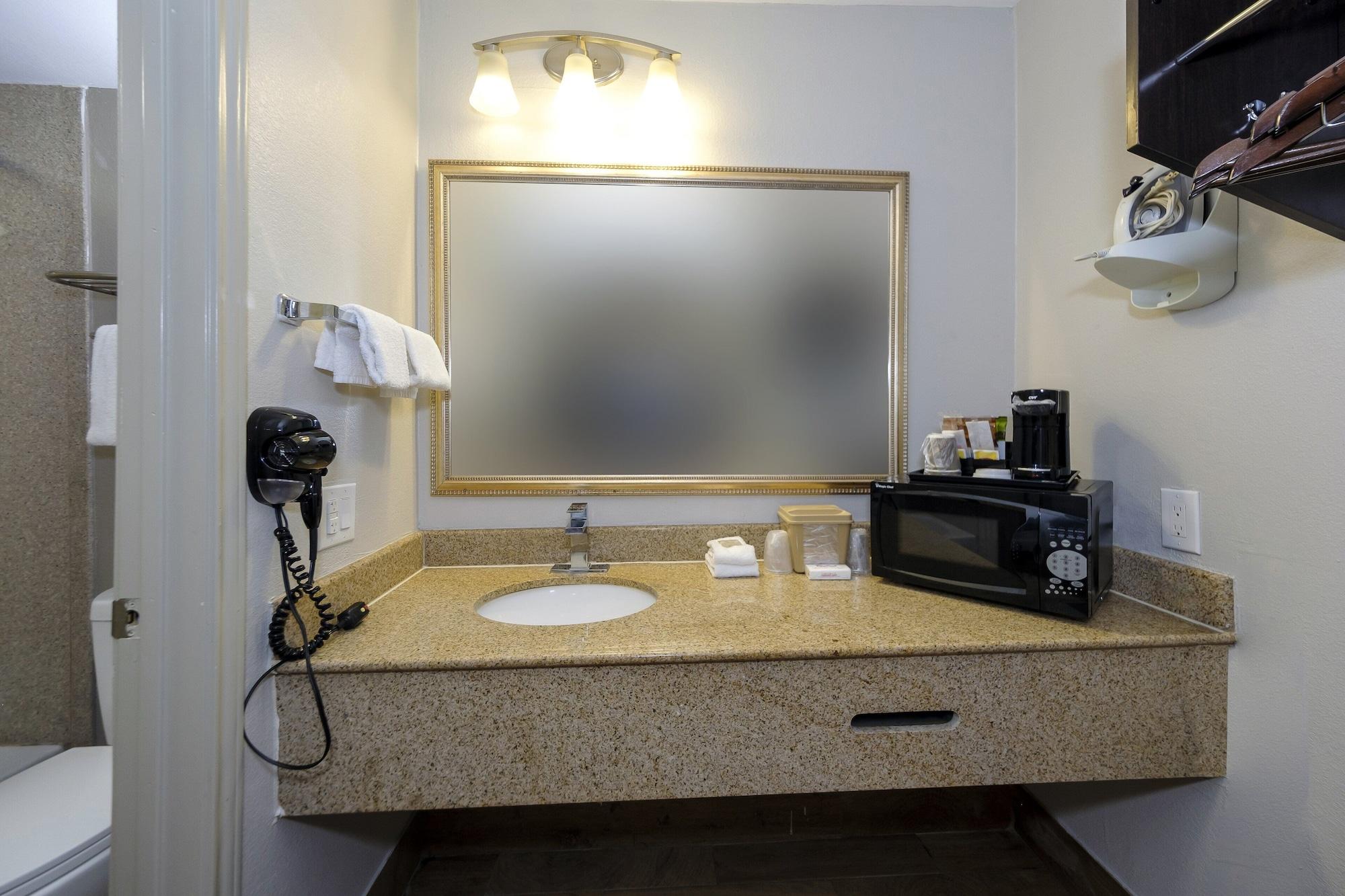 Red Roof Inn Arlington - Entertainment District Kültér fotó