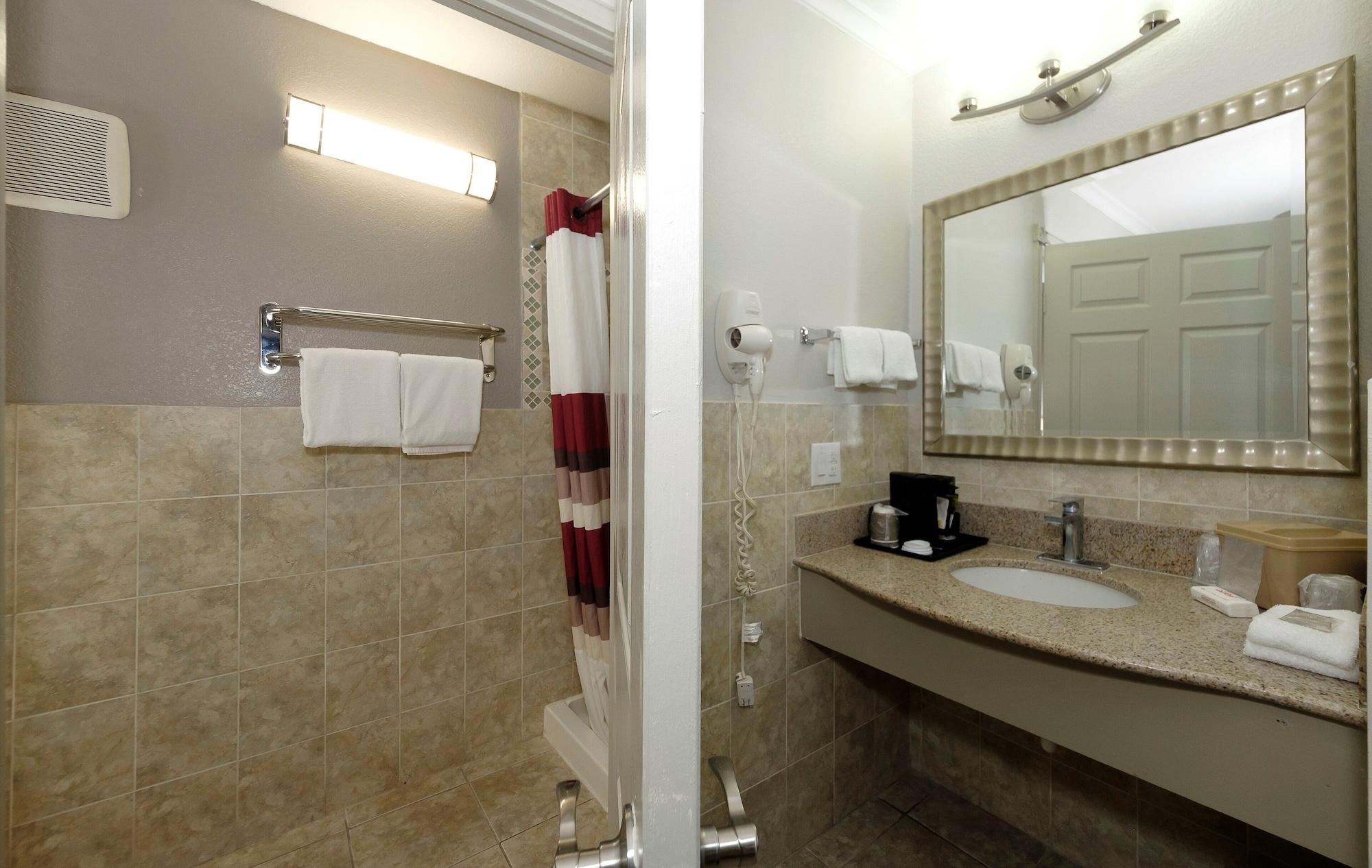 Red Roof Inn Arlington - Entertainment District Kültér fotó